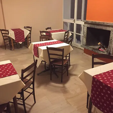 מלון Mezzaluna Gerola Alta