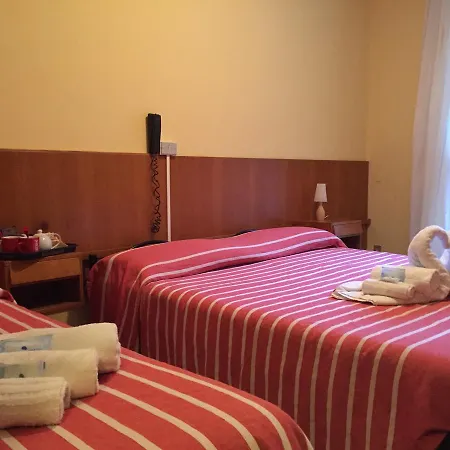 Mezzaluna 3*